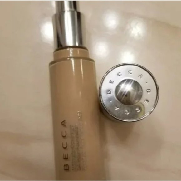 COPY - Becca Full Coverage Matte Foundation in "Porcelain" - New - Picture 1 of 9